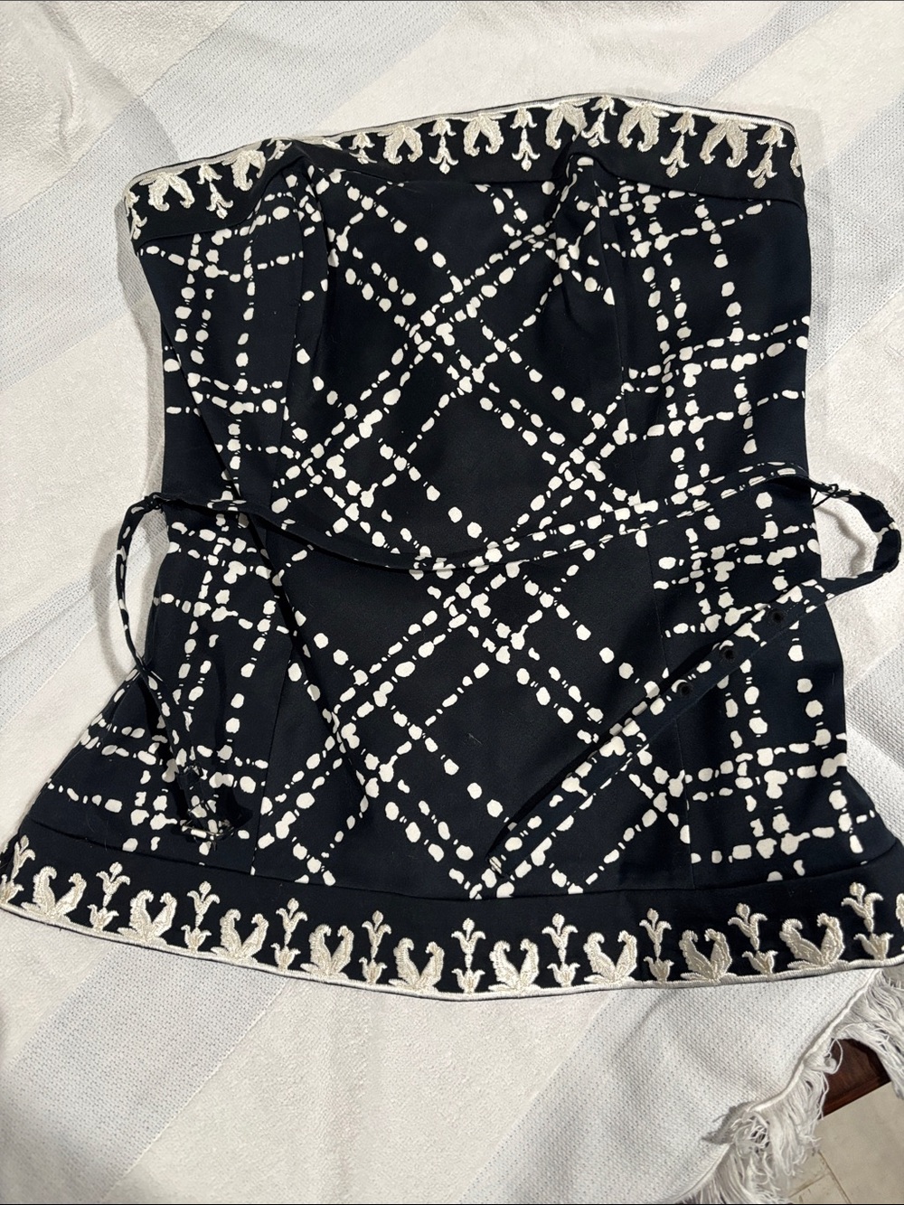 White House Black Market Black & White Printed Pencil Skirt